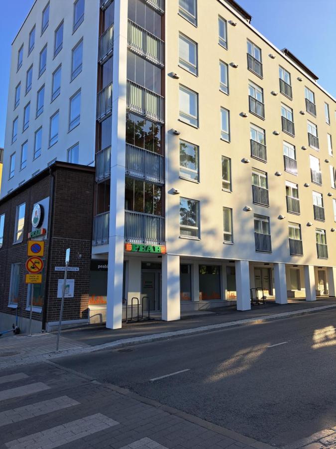 Ydinkeskustassa Saunallinen Huoneisto Kahdessa Tasossa Kuopio Esterno foto