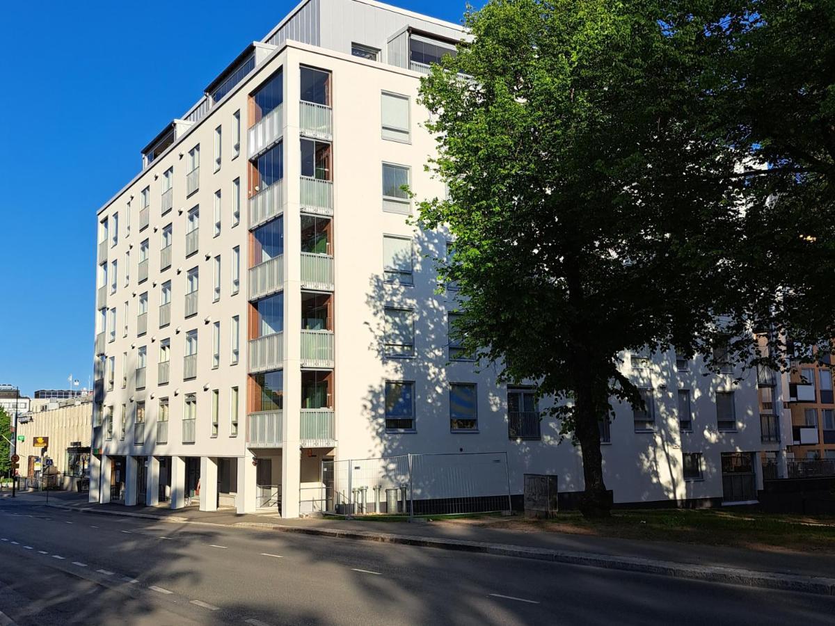 Ydinkeskustassa Saunallinen Huoneisto Kahdessa Tasossa Kuopio Esterno foto