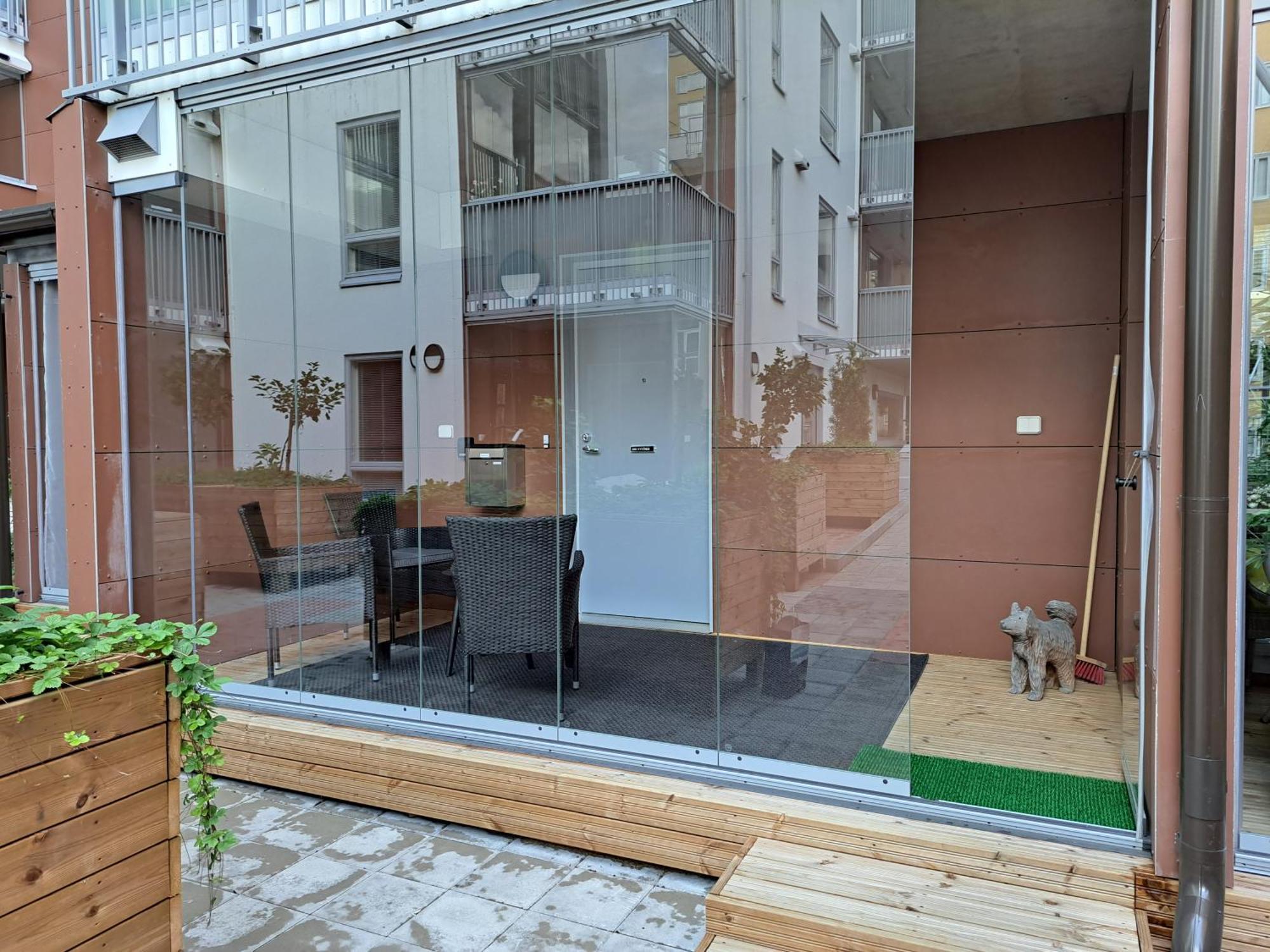 Ydinkeskustassa Saunallinen Huoneisto Kahdessa Tasossa Kuopio Esterno foto